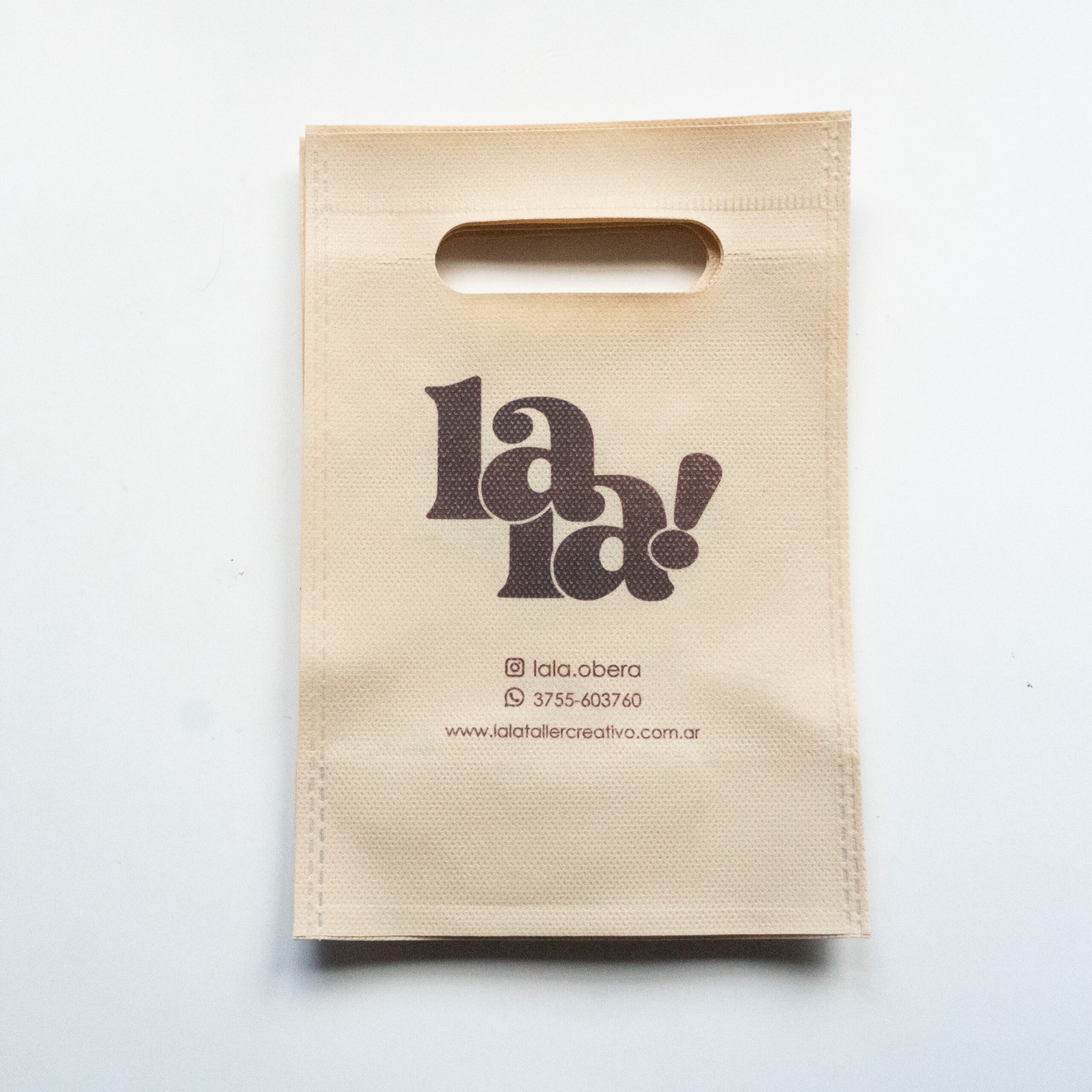 Bolsa de friselina con tu logo - Imagen 4